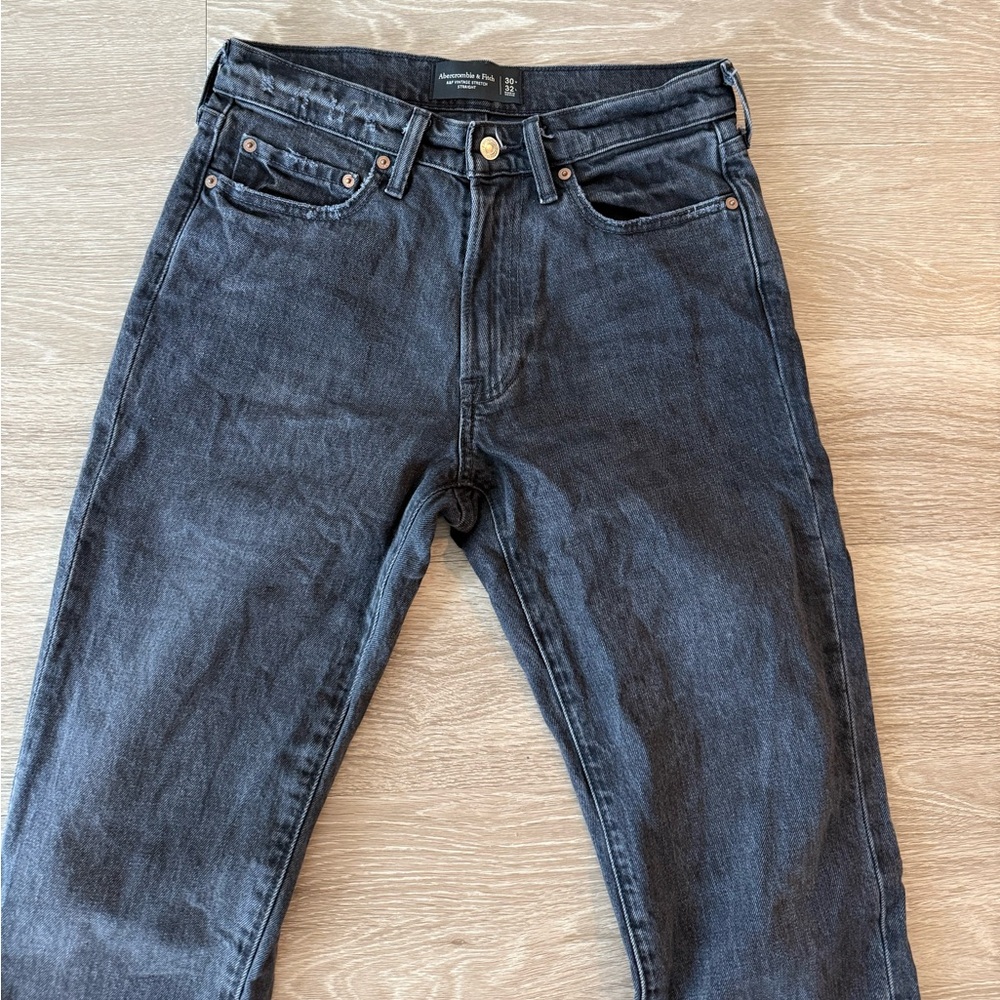 Abercrombie Vintage Wash Straight Jeans - Picture 2 of 7